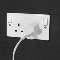 LINDY 73415 18W USB Type A Charger - Image 6