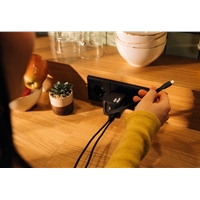 Verbatim GaN Wall Charger 65W 2 Port with Retractable Cable - Image 5