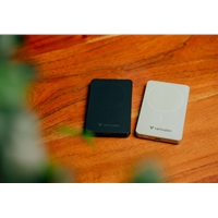 Verbatim Charge 'n' Go Essentials MagSafe Power Bank Wireless 5000mAh Black - Image 5